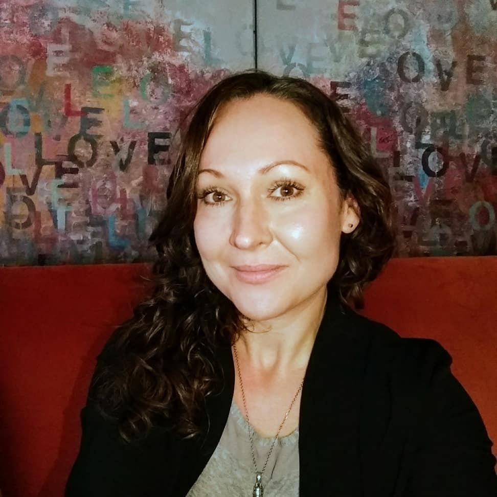 31023890_624776827863914_7443387433040740352_n1